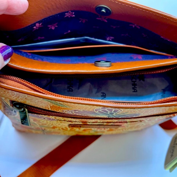 NWT Anuschka Tooled Embossed Leather Crossbody with Adjustable Strap - Butterfly - Picture 9 of 15